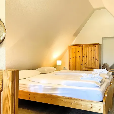 Daire Seeadler 14, Sandwall *